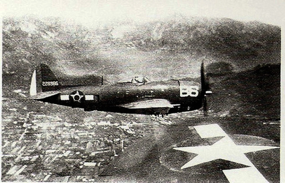 20200827-1280px-A_Brazilian_P-47_scorting_a_US_Bomber_WWII